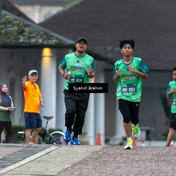 Runner Photo 8544683