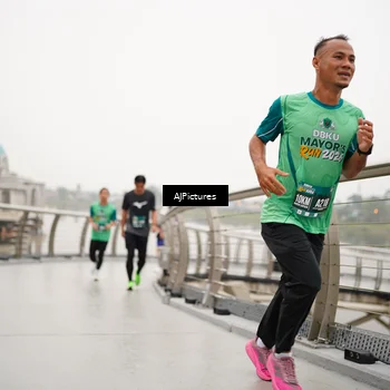 Runner Photo 8544716
