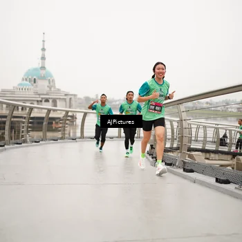 Runner Photo 8544728