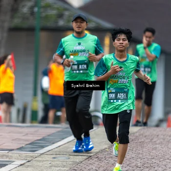 Runner Photo 8544733