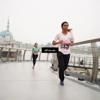 Runner Photo 8544739