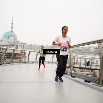 Runner Photo 8544741