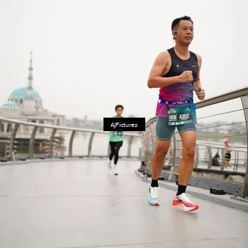 Runner Photo 8544774