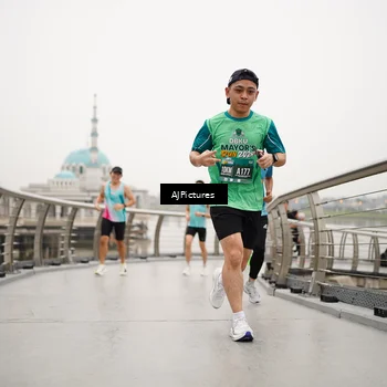 Runner Photo 8544793
