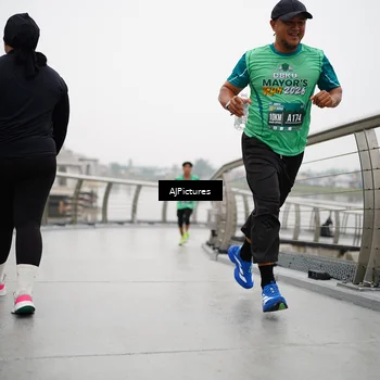 Runner Photo 8544808