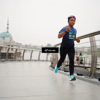 Runner Photo 8544820