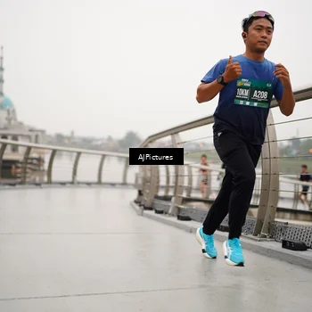 Runner Photo 8544822