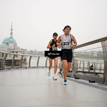 Runner Photo 8544862