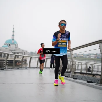 Runner Photo 8544874