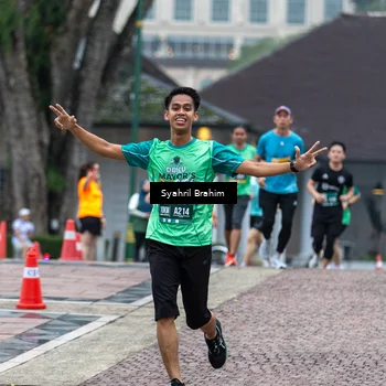 Runner Photo 8544875