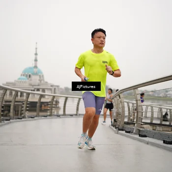 Runner Photo 8544876