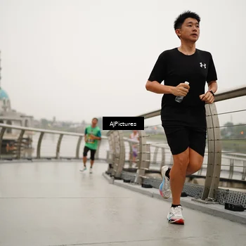 Runner Photo 8544880