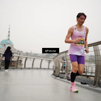 Runner Photo 8544882