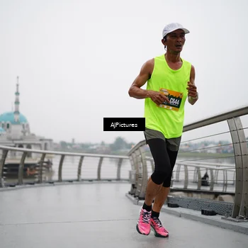Runner Photo 8544893