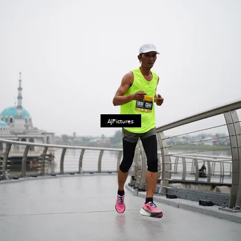 Runner Photo 8544901
