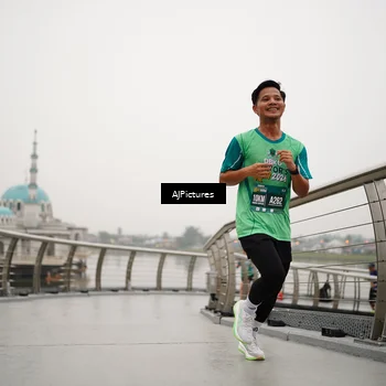 Runner Photo 8544907