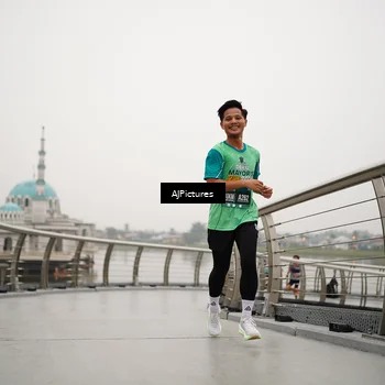 Runner Photo 8544910