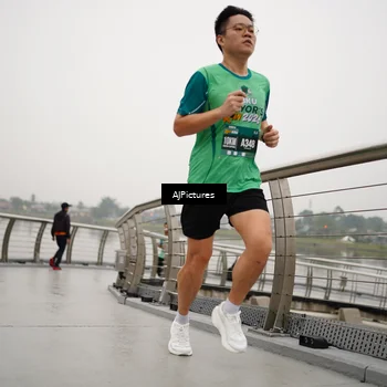 Runner Photo 8544912