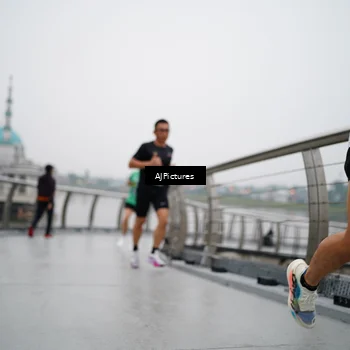 Runner Photo 8544914