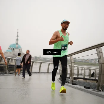 Runner Photo 8544930