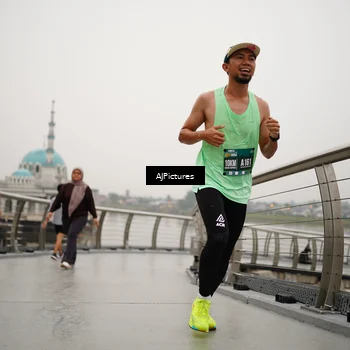 Runner Photo 8544932
