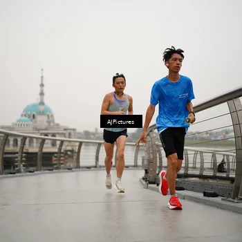 Runner Photo 8544939