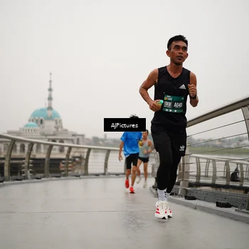Runner Photo 8544944