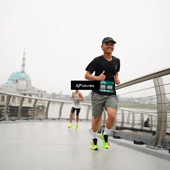 Runner Photo 8544954
