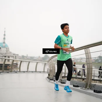 Runner Photo 8544958
