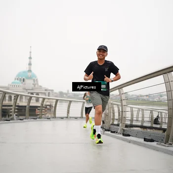 Runner Photo 8544959