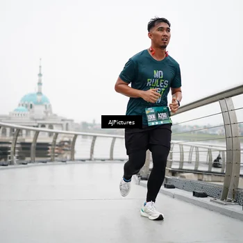 Runner Photo 8544983