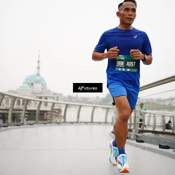 Runner Photo 8545002