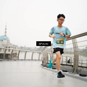 Runner Photo 8545013
