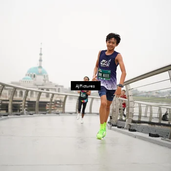 Runner Photo 8545032