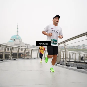 Runner Photo 8545048