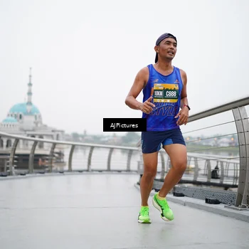 Runner Photo 8545049