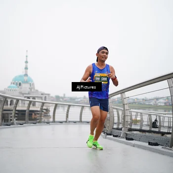 Runner Photo 8545051