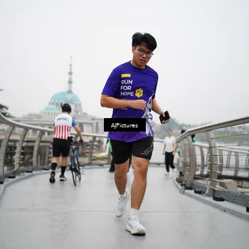 Runner Photo 8545058