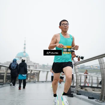 Runner Photo 8545062