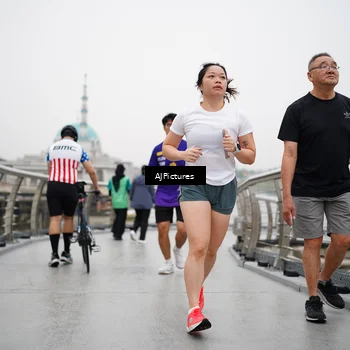 Runner Photo 8545064
