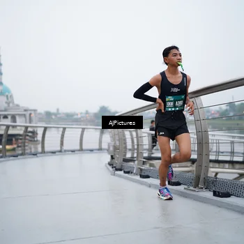 Runner Photo 8545080