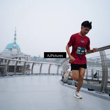 Runner Photo 8545090