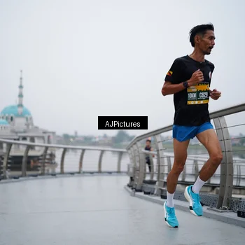Runner Photo 8545104