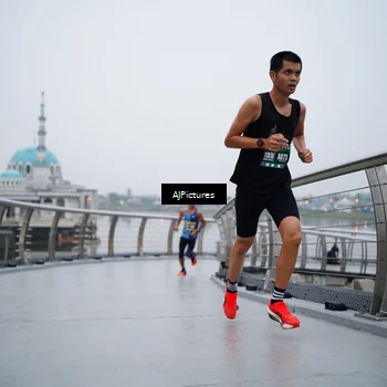 Runner Photo 8545109