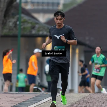 Runner Photo 8545195