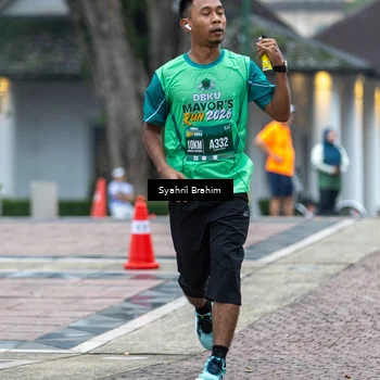 Runner Photo 8545235