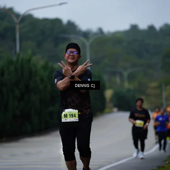 Runner Photo 8545237