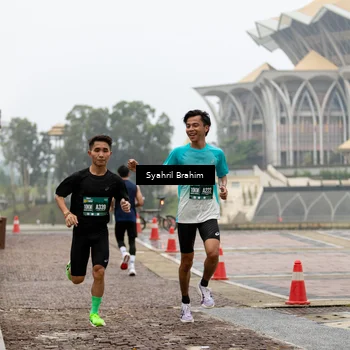 Runner Photo 8545328