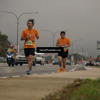 Runner Photo 8545759