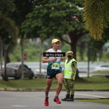 Runner Photo 8545836